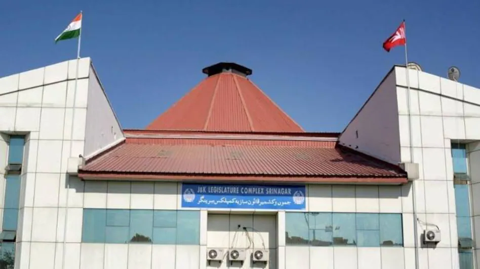 अब परिसीमन पर भड़के कश्मीर के राजनैतिक दल